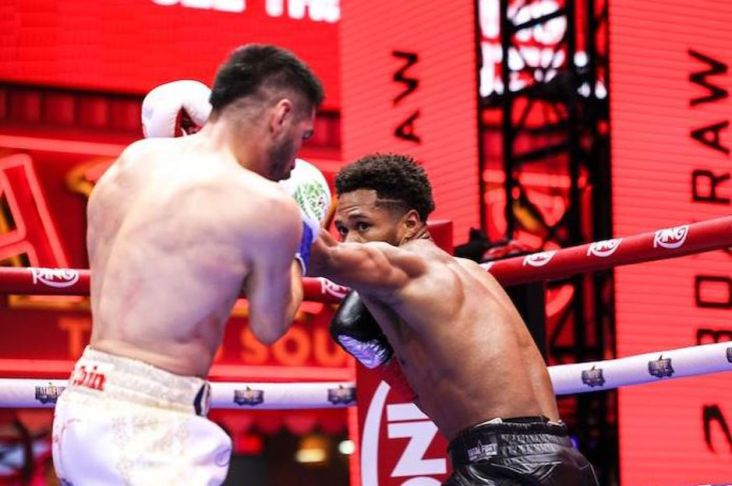 Kemenangan Devin Haney vs Vasiliy Lomachenko = Perampokan!