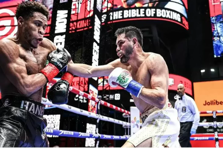 Dibayar Mahal, Penampilan Devin Haney Disebut Memalukan Saat Lawan Jose Ramirez